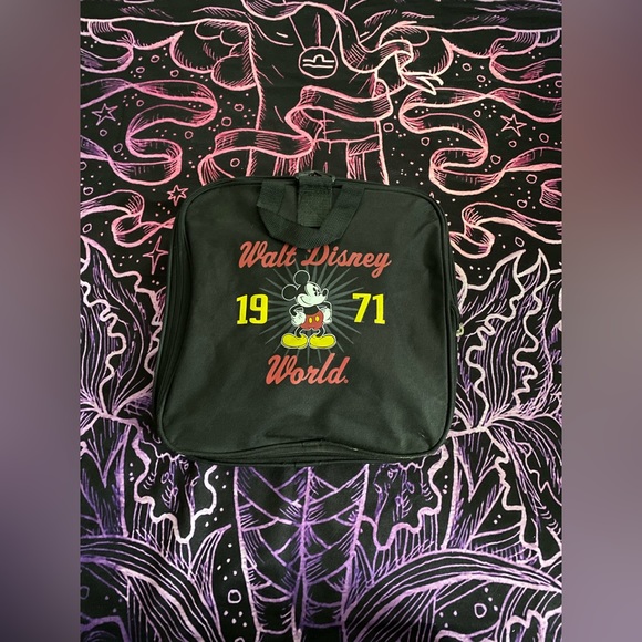 EUC Disney Parks Walt Disney World Mickey 1971 Vintage Red and Black Duffel Bag - Picture 9 of 9